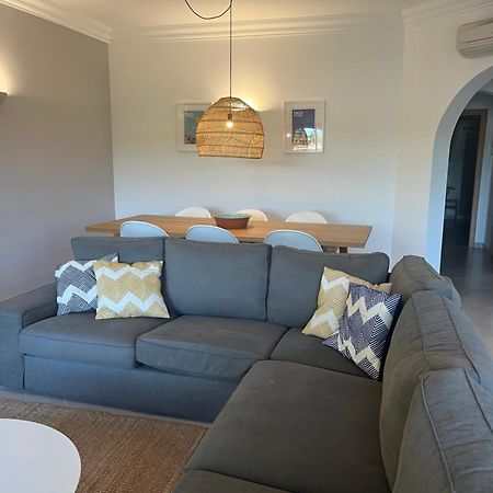 Luxury Apartment With Free Use Of Pool, Gym And Spa Lagos Kültér fotó
